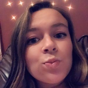 Meet your Posher, Makenzie